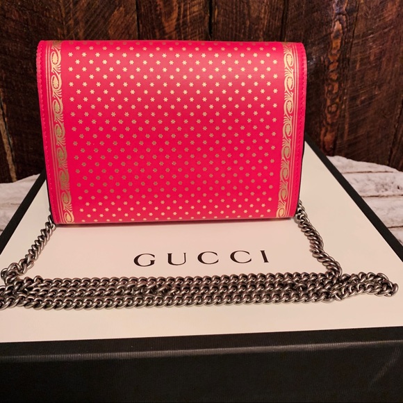 🔥SOLD Gucci Wallet on chain🔥 - Picture 2 of 9